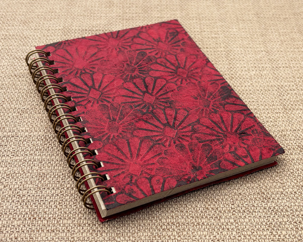 Small embossed notebook Sunburst Burgundy