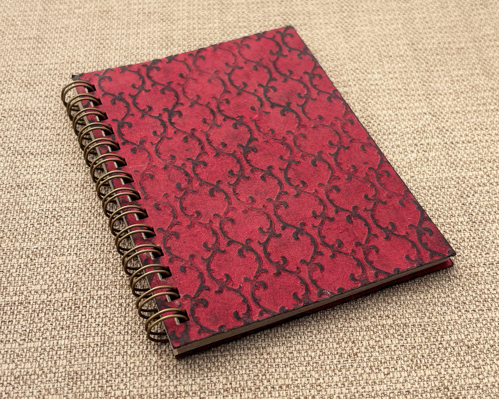 Small embossed notebook Trellis Burgundy