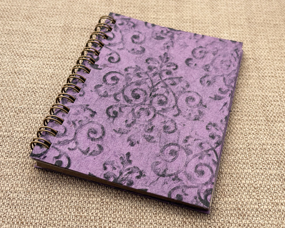 Small embossed notebook Purple Royale