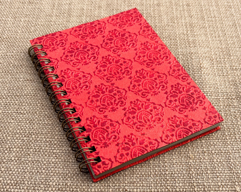 Small embossed notebook Red Crowns