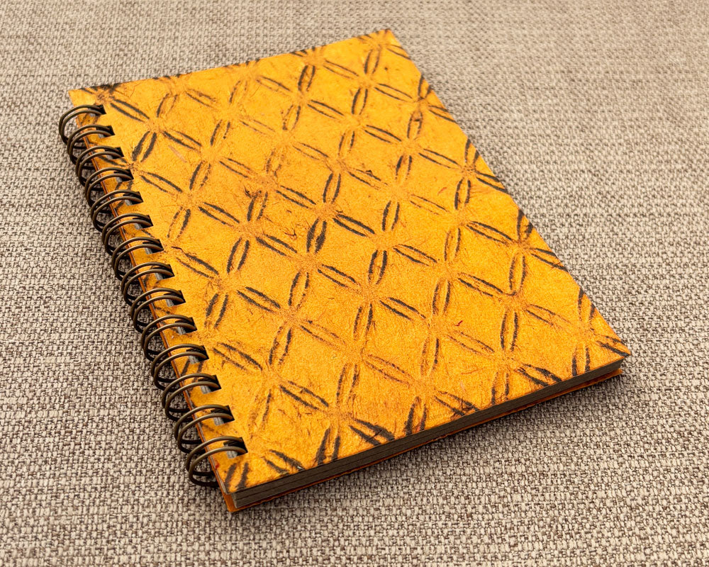Small embossed notebook Yellow Fishnet