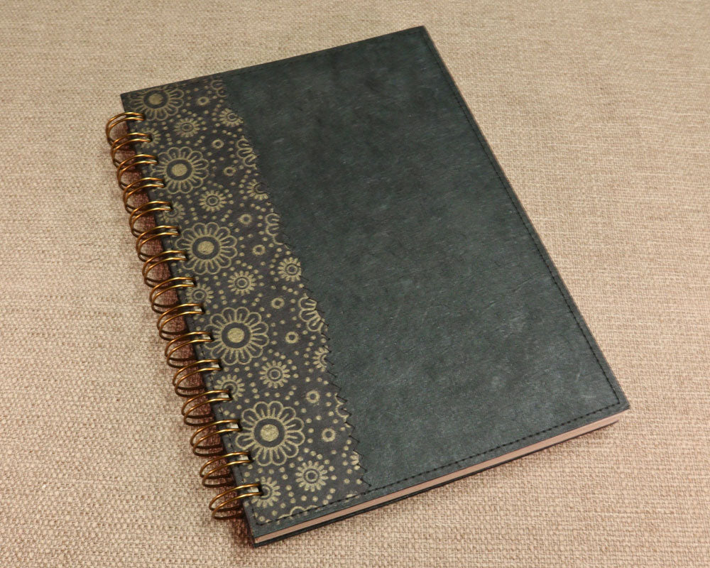 A5 Notebook Black Daisy