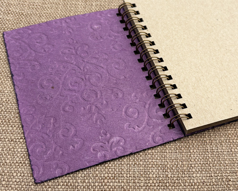 Small embossed notebook Purple Royale