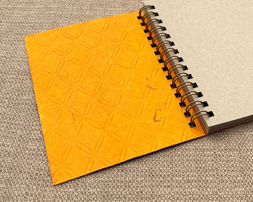 Small embossed notebook Yellow Fishnet